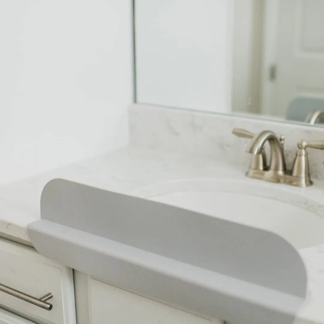 Silicone Sink Water Splash Guard | Flexible Anti-Splash Faucet Protector | Easy-Clean Sink Counter Shield