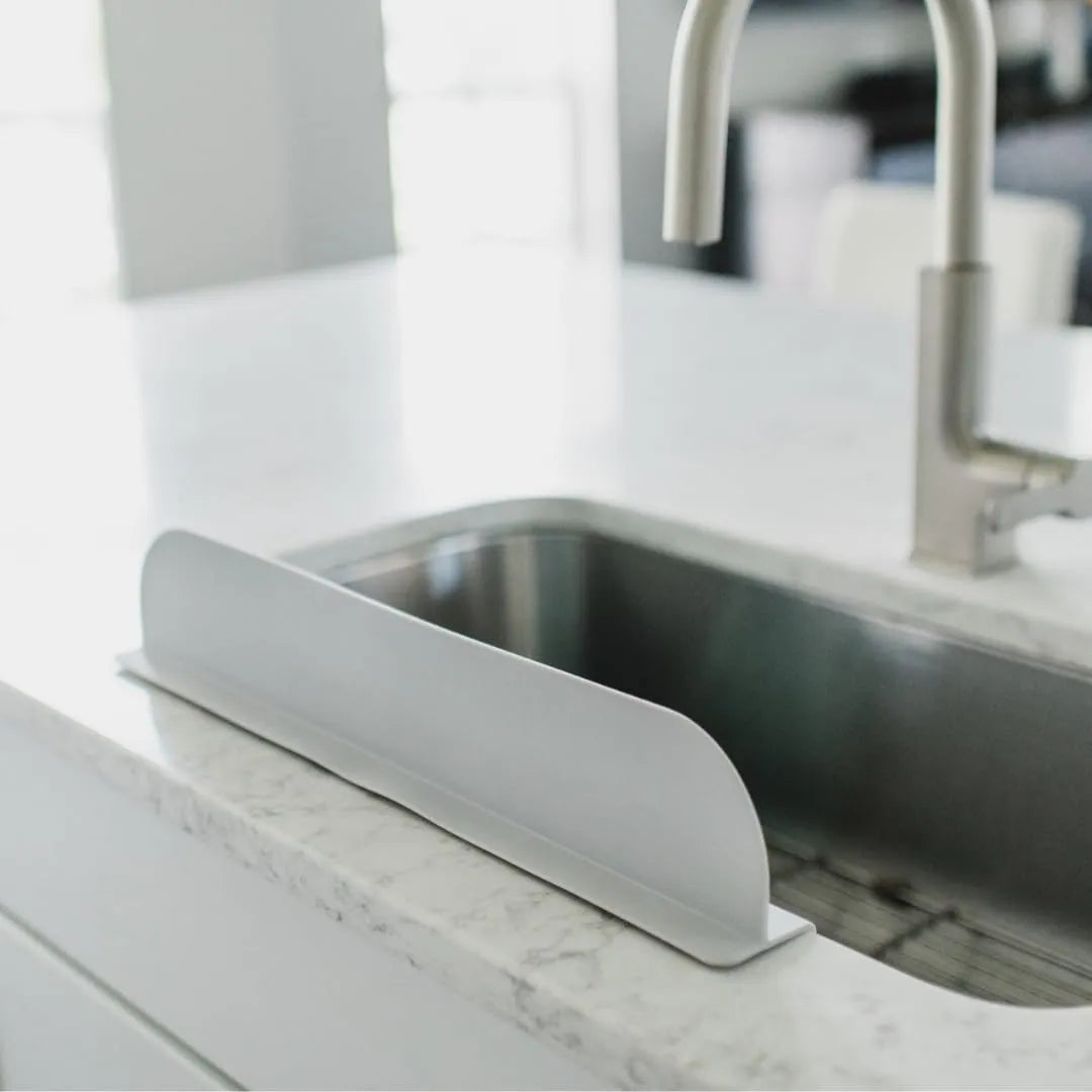 Silicone Sink Water Splash Guard | Flexible Anti-Splash Faucet Protector | Easy-Clean Sink Counter Shield